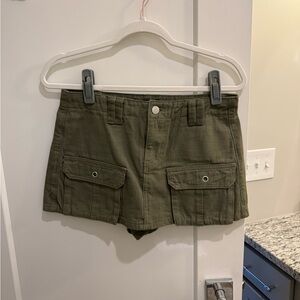Women's Cargo Skort